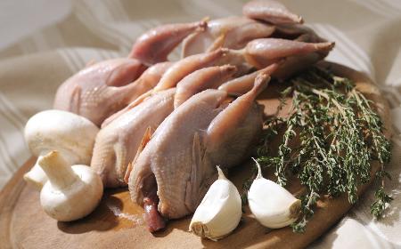 Przepiórki z rozmarynem - dobry przepis na przepiórki na rodzinny obiad